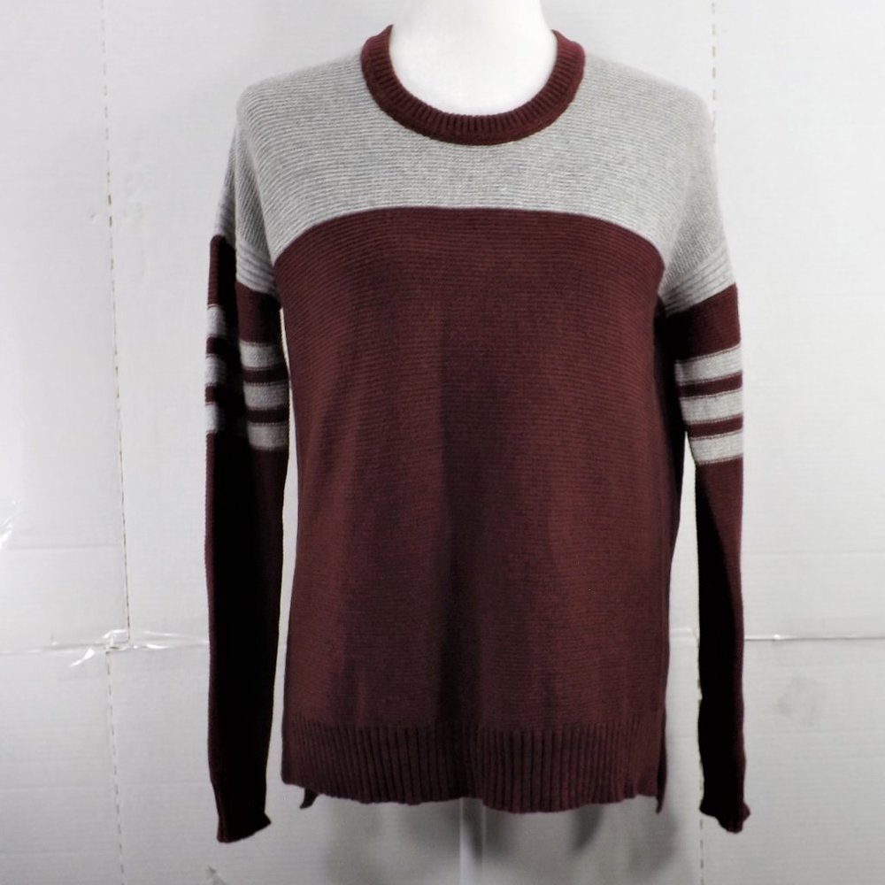 Madewell Grey & Burgundy Pullover Sweater in EUC